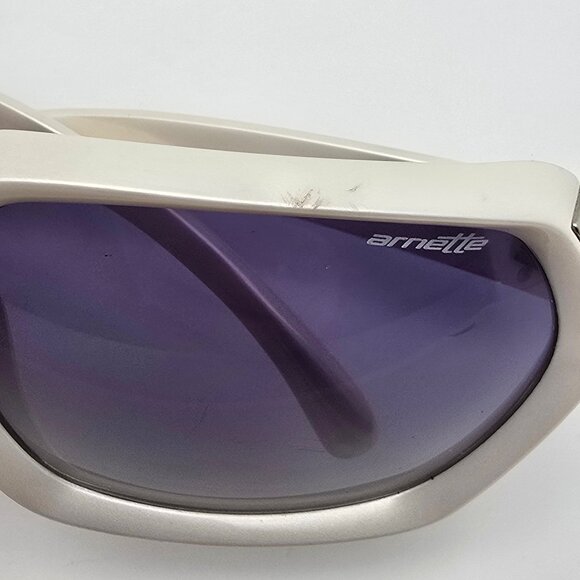 Arnette AN4066 08/11 Pearl White Chrome Frame Blue Gradient Lens Sunglasses 59mm main image 2